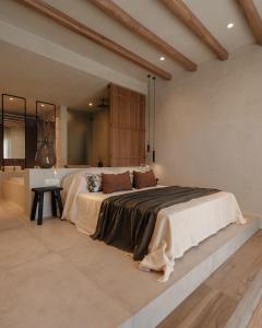 Tesoro Elegant escapes- suites