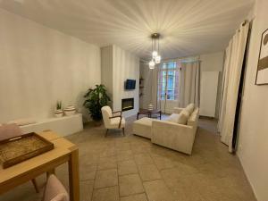 Appartements Duplex en rez-de-chaussee avec cour interieure privee, proche de la mer, WIFI : photos des chambres