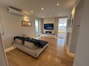 Roma Attico panoramico Whitecate