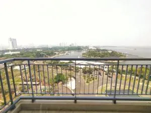 Berlin Village - Antjol