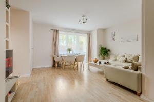 Lumina apart with 2 terraces and parking