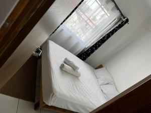 Giana’s stays with pool