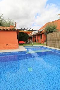 Casa de la Jara by SIERRA VIVA