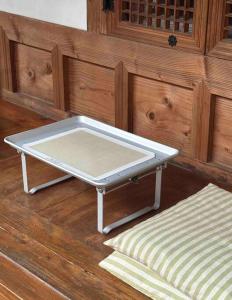 Hanok village private house with jacuzzi Aboy