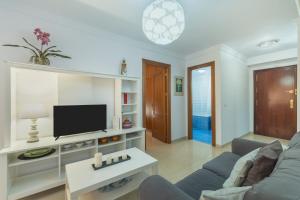 Disfruta Vacaciones Familiares Piso Frente al Mar