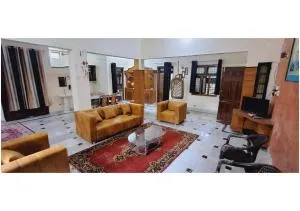 Sharan Homestay - Ayodhya