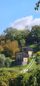 NEO resort jezero Bruje