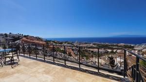 Luxury villa with fantastic ocean views and private pool