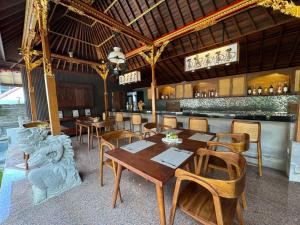 Puri Kantor Legacy - Heritage Palace
