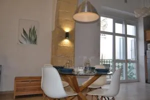 G&H Apartments - Charming Apartment - 赫雷斯-德拉弗龙特拉