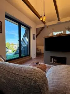 Apartment Roof - 明登