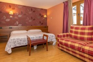 Quadruple Room with Balcony room in Hotel Solana