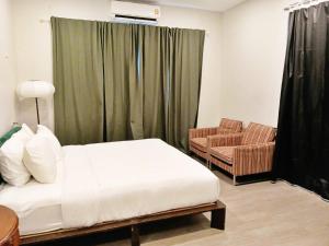 Hidden Dragon Yaowarat MRT วัดมังกร