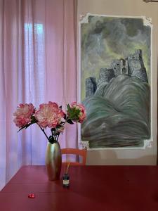 Menhir Rooms