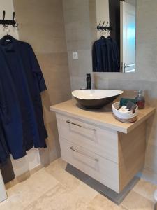 Au delà des Remparts