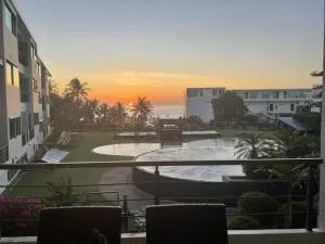 Karon Beach Large 2 bedrooms & living room Seaview apartment - Ka Rorn