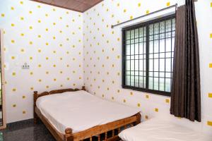 Isiri river side stay