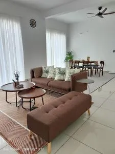 Bungavilla Resthouse Sendayan - Kampong Baharu Jimah