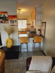 2b - 74 No load shedding - 2 bed home