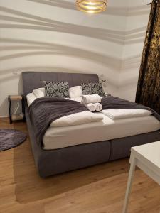 Schönbrunn Garden Apartments