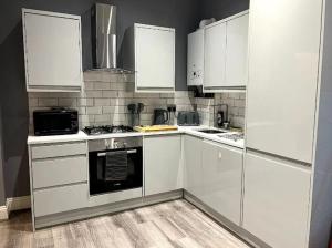 Centralised Cotham House by Prescott Apartments