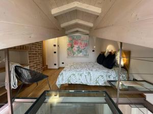 Loft Cùntra Maestra