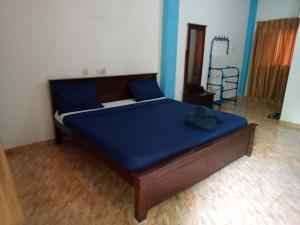 Surf and stay surf camp & school