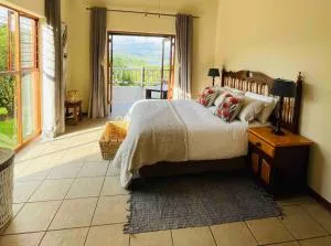 Sycamore Fig House next 2 Hulala Lodge - Swartfontein