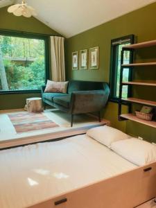 Sfeervol Tiny House in het Bos