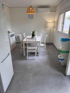 AlteaWohnung - Life: Pueblo, Iglesia, Pool, Montana