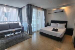 Centara avenue Residences B65