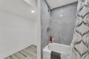 Luxury Comfort 3 BR Near Hospitals Tims Field GO - Грімсбі