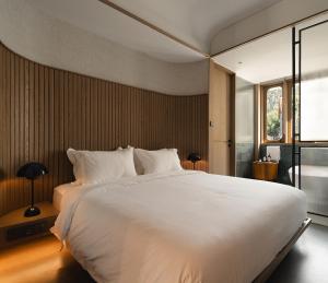 Suite 3 Phòng Ngủ (Three-Bedroom Suite)