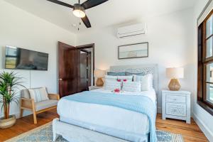 The Lovejoy and The Pool Club at Mahogany Bay