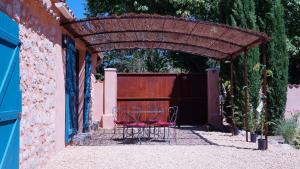 Villas L-archeraie Magnifique Mas Provencal avec piscine : photos des chambres