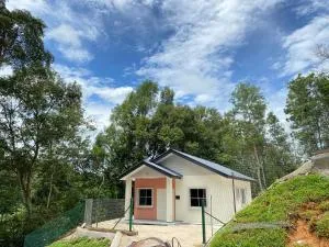 Rumah Bukit Jalan Kolam Air - Kerling