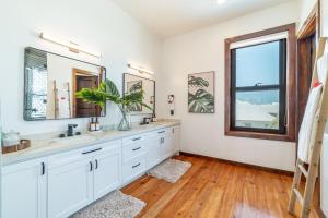 Casa Lush at Mahogany Bay and Pool Club