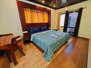 Luna Munnar - Anachal