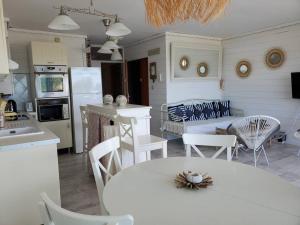 Appartement avec terrasse vue mer, parking privé