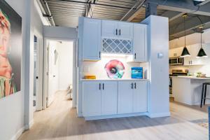 Gorgeous Villa Steps to La Jolla Cove