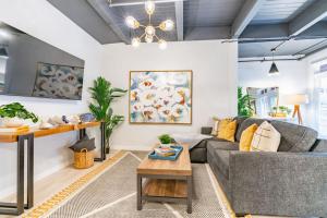 Gorgeous Villa Steps to La Jolla Cove