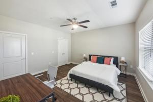 Corporate I Free Parking I Properties By Preston