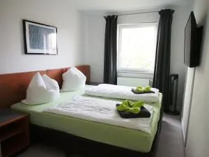 Gemeinschaftsapartment 8 - Ferienwohnung Ottendorf-Okrilla - Laußnitz