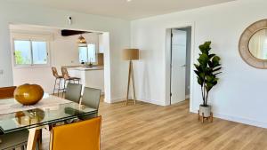 Luxurious villa with heated pool and ocean views