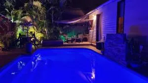 Zananas Bungalow privé chez l'habitant - Saint-Gilles-les Hauts