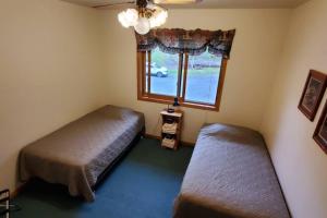2 Bedroom Loon Villa In Voyageurs National Park