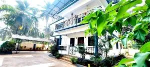 Park Grand Boutique 3 Bedroom Bungalow - Siroda