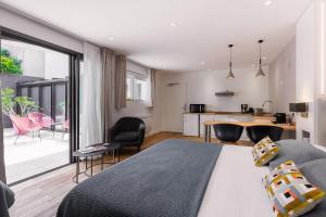 Studio - Disability Access  room in Citotel Le Cornouaille Hotel