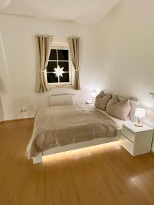 Ferienwohnung Schildblick Modernes Apartment direkt in der Altstadt von Erfurt nahe der Krämerbrücke - beste Innenstadtlage