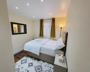 Nest & Rest En-Suite - Stanwell